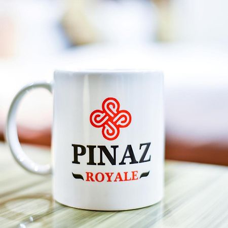Pinaz Royale Hotel Amritsar Exterior photo